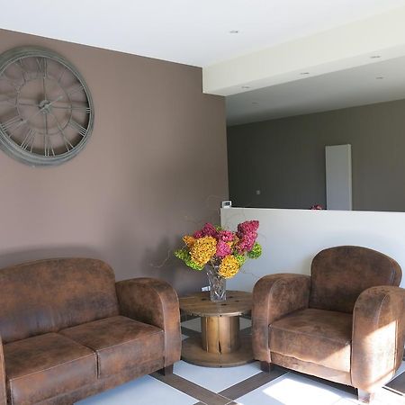 Le Parc De Crecy Bed & Breakfast Tréon Eksteriør bilde